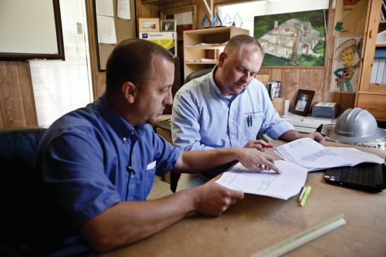 David Weekly Homes

Brian Robinson and Warren Waskow, senior builders at David Weekley, review specs for Color Plus, a new HardiePlank line with a color palette specifically for homes in Texas.