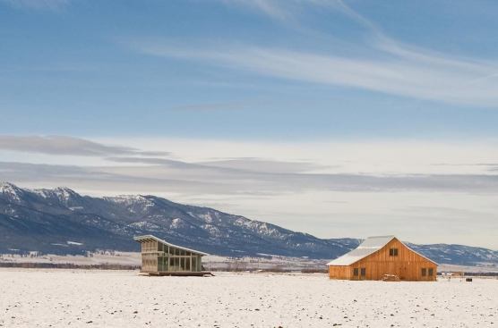 The farmhouse and accompanying barn, also designed by Olson Kundig, work in tandem as a "Western diptych", as one judge put it.
