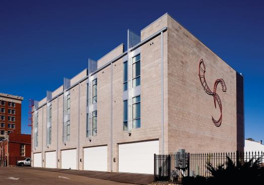 The project seen from the rear.