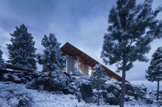 2013 RADA / Custom Home/3,000 Square Feet or Less / Merit Award: Skyline Residence, Bend, Ore. / Bohlin Cywinski Jackson