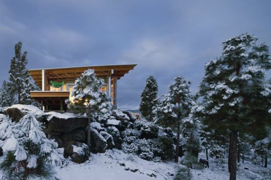 2013 RADA / Custom Home/3,000 Square Feet or Less / Merit Award: Skyline Residence, Bend, Ore. / Bohlin Cywinski Jackson