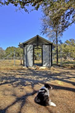2013 RADA / Outbuilding / Merit Award: Garden Gateway, Sisterdale, Texas / John Grable Architects