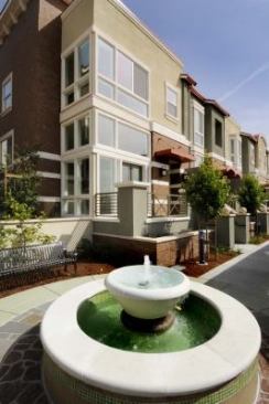 Townhouses - Tralee Village
Builder: Pinn Brothers Fine Homes Location: Dublin, California