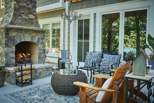 Photo by Ashley Avila