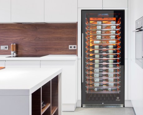 The Vinotemp Private Reserve Series offers a new level of functionality and style for storage of up to 25 cases of wine.